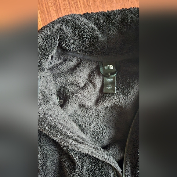 THE NORTH FACE Osito Jacket Full Zip Front Zip-up Pockets, Black- Small LIKE NEW - Picture 8 of 14